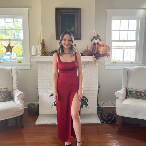 Reformation Dresses & Skirts - Reformation Solay Silk Dress Sangre - Size 4